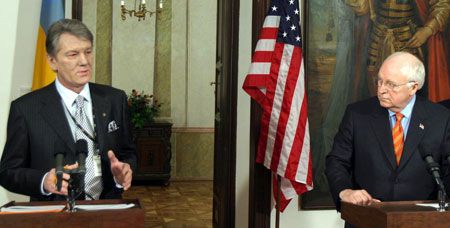 Ющенко сказав Чейні, коли буде новий уряд