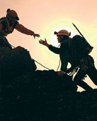 Серед альпіністів, що пропали безвісти, - комерційний директор ”Дзеркала тижня”