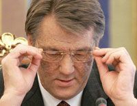 Ющенко освободил Василия Червония