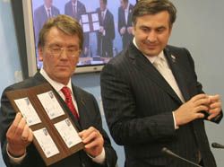 Ющенко відбув на святкування річниці Революції троянд