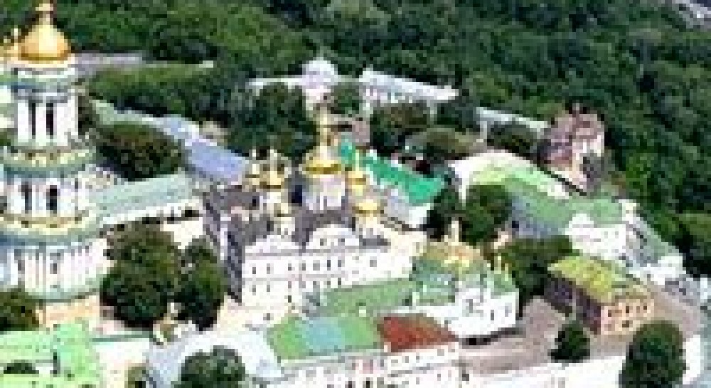 Kyiv threatened by shadowy construction