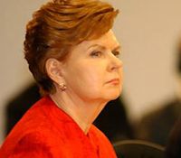 Президент Латвії закликала НАТО звільнити Україну від ”гніту тоталітарного комунізму” 
