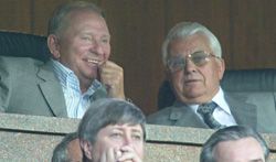 Два екс-президенти - Кучма і Кравчук - вболівали за Україну разом