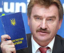Українська еліта ще не доросла до рівня Конституції 