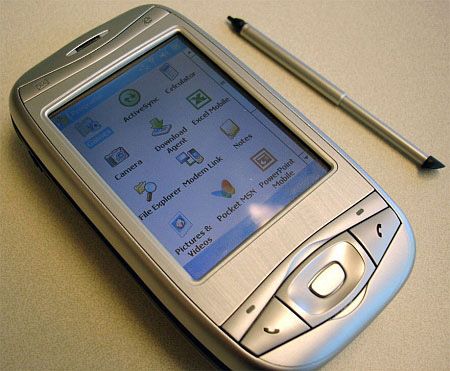 Какими мобилками пользуются народные депутаты (фоторепортаж)