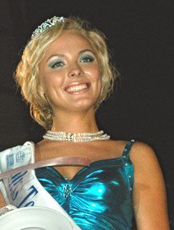 Українка перемогла у конкурсі ”Міс бікіні” з температурою 40 (фото)