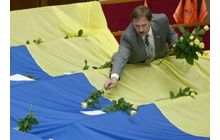 Тарас Черновил. Вот и говорит мне Ахметов: ты в политике дольше – иди, доказывай...