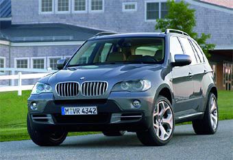 BMW анонсувала новий X5 (фото)
