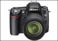 Компанія Nikon представила нову дзеркальну фотокамеру