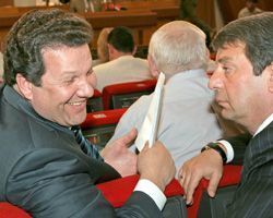 Міліція розшукує депутата - лідера злочинного угруповання ”Башмаки” 