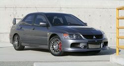 Mitsubishi веде розробку нової моделі Lancer (фото)