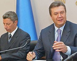Коли Янукович оголосить війну Черновецькому?