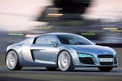 Audi выпустит открытую версию суперкара R8 (фото)