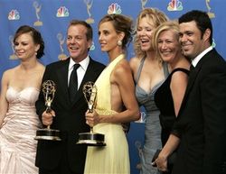 В Лос-Анджелесе раздали премии ”Эмми” (фото)