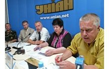 Председателя Броварского райсовета забрала “скорая” после того, как он якобы бился головой об стол