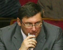 Луценко не собирается уходить в отставку