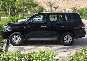 Toyota испытывает новое поколение внедорожника Land Cruiser (фото)