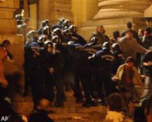 Проти маніфестантів у Будапешті поліція застосувала сльозогінний газ