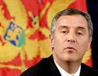 Премьер Черногории подал в отставку ”по личным мотивам”