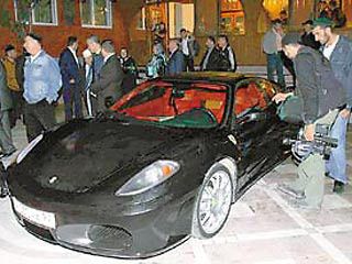 Чеченському прем`єру на 30-річчя подарували Ferrari і пісні Ротару (фото)