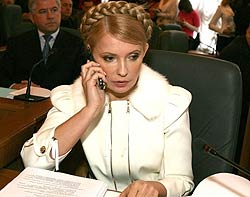 Тимошенко разнесла бюджет-2007 в пух и прах
