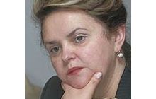 Григорович видела, как мальчиш-плохиш Янукович плакался в подол