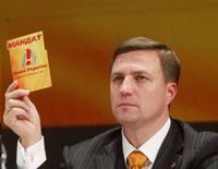 Катеринчук до кінця року планує скинути Черновецького