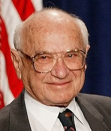 Скончался знаменитый экономист, лауреат Нобелевской премии (фото)