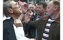 Черновецький видав квартиру Омельченко