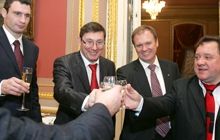 Кличко: сподіваємося, що найближчим часом Луценко вийде на волю