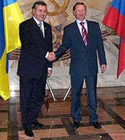 У Києві розпочалася зустріч міністрів оборони України та РФ