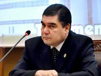 В Туркмении срочно переписывают Конституцию под одного кандидата
