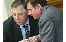 Брожение в КПУ: молодая поросль шантажирует старших товарищей