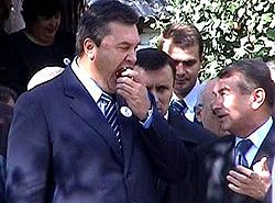 Янукович призывает не драматизировать