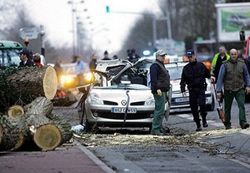 В Европе из-за урагана погибли более 40 человек