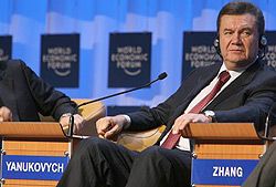 В Давосе прошла неформальная встреча Дмитрия Медведева с Януковичем