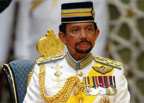 Азаров поїхав до найбагатшої людини світу (фото, довідка)