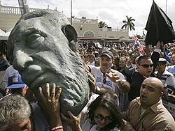 В США планируют устроить праздник в честь смерти Кастро