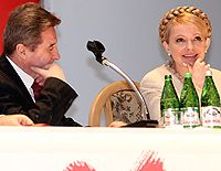 Тимошенко будет писать новую Конституцию только вместе с Нашей Украиной