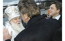 Ющенко составил компанию бабе Параске (фоторепортаж)