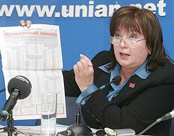 Витренко считает, что Янукович и коалиция уничтожают украинский народ