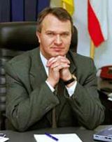 Пост главы облгосадминистрации в нынешних условиях является и политическим