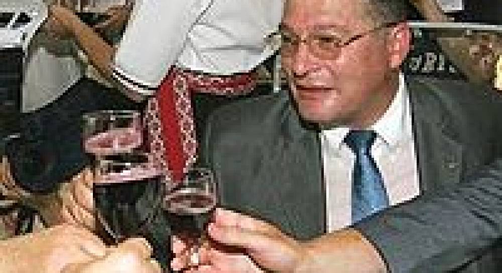 Е.Червоненко: Высказывания Смешко об отравлении Ющенко далеки от объективности, я сам пробовал еду...