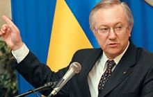 Тарасюк предупреждает, что Украина приближается к красной карточке от ЕС