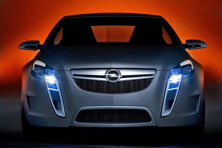 В Женеве Opel представит прототип большого купе (фоторепортаж)