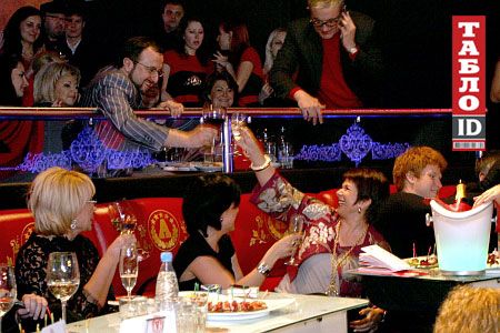 Дружина депутата Губського купила сукню за 55 тисяч доларів (фото)