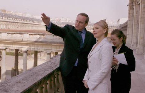 Також під час зустрічі лідера БЮТ з міністром культури Франції обговорювалися перспективи проведення в Україні масштабних міжнародних акцій на кшталт “культурного Давосу”. “Це близько обом нашим країнам”, - підкреслила Тимошенко.