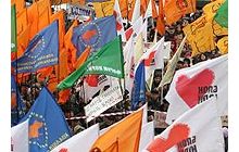 Субботние митинги: на кого будет работать агентура КГБ?
