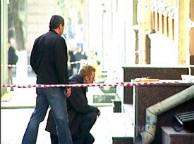 Правоохоронці зустрілися сам на сам із підозрілою знахідкою