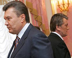 Віктор Ющенко і Віктор Янукович під час зустрічі. Київ, 6 квітня 